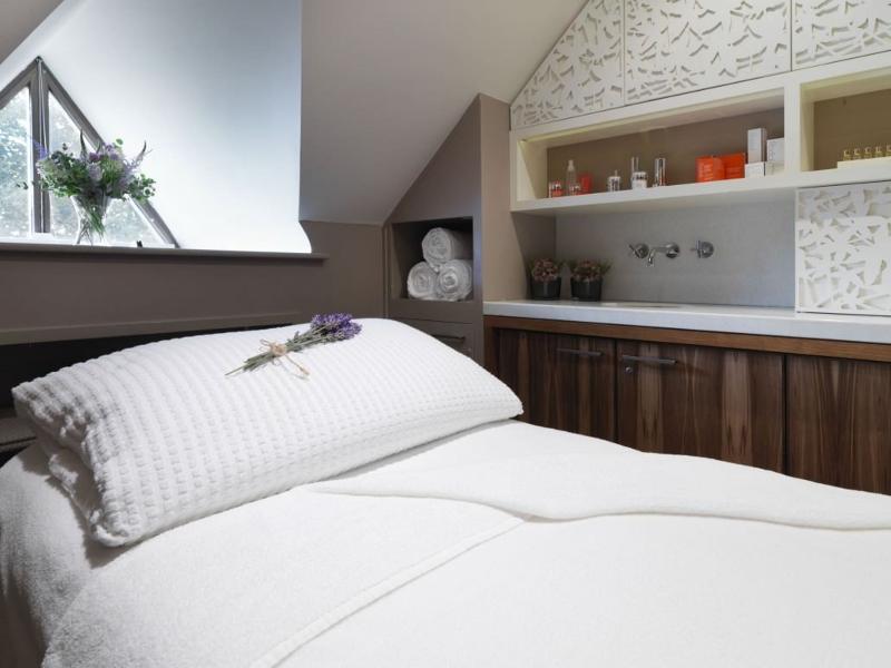 Calcot Hotel & Spa Tetbury Extérieur photo